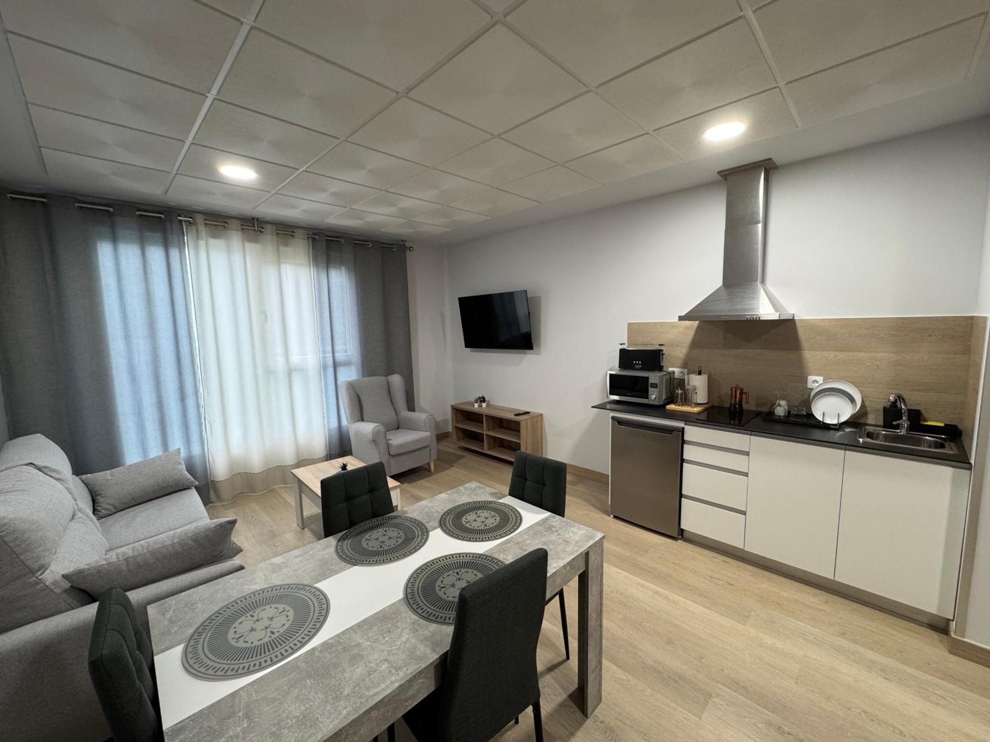 Apartamentos Turisticos Peregrin Palas Palas de Rei Eksteriør bilde