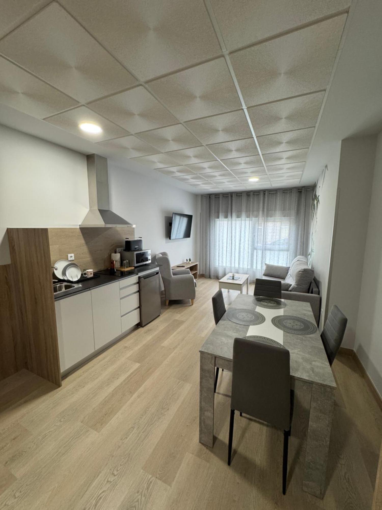 Apartamentos Turisticos Peregrin Palas Palas de Rei Eksteriør bilde